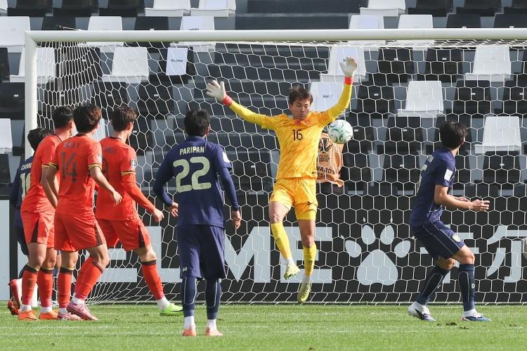 乐鱼体育登录入口-国足亚洲杯3消息！最早去吉达，王钰栋对自己不满，安东尼奥发声