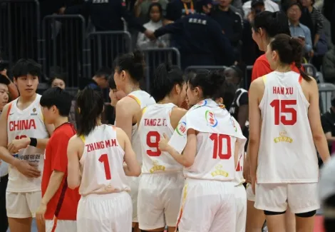 APP下载-媒体人: 杨力维这番言论有风险的,可能会动了一些人的蛋糕